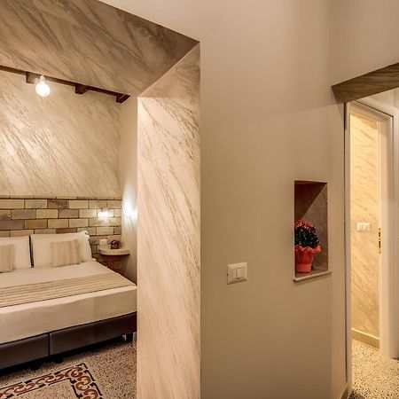 Colosseo Accomodation Room Guest House Рим Экстерьер фото