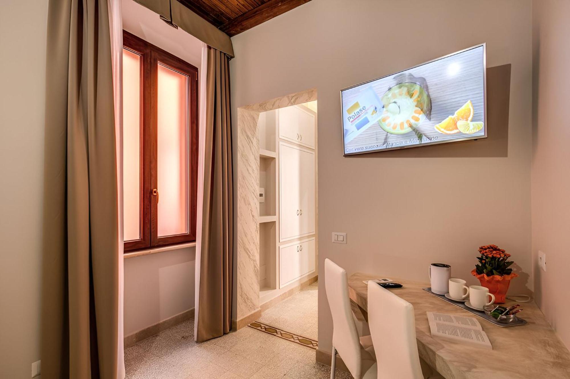Colosseo Accomodation Room Guest House Рим Экстерьер фото